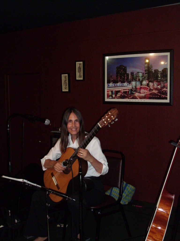 Laura Bruno Lilly at IN CoffeeshopConcert 2010