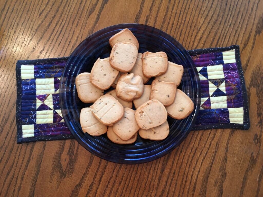 Honey Lavender Shortbread Cookies on Michelle's table mat